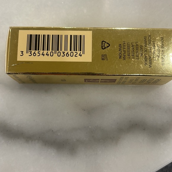 YSL Lipstick - Picture 7 of 11